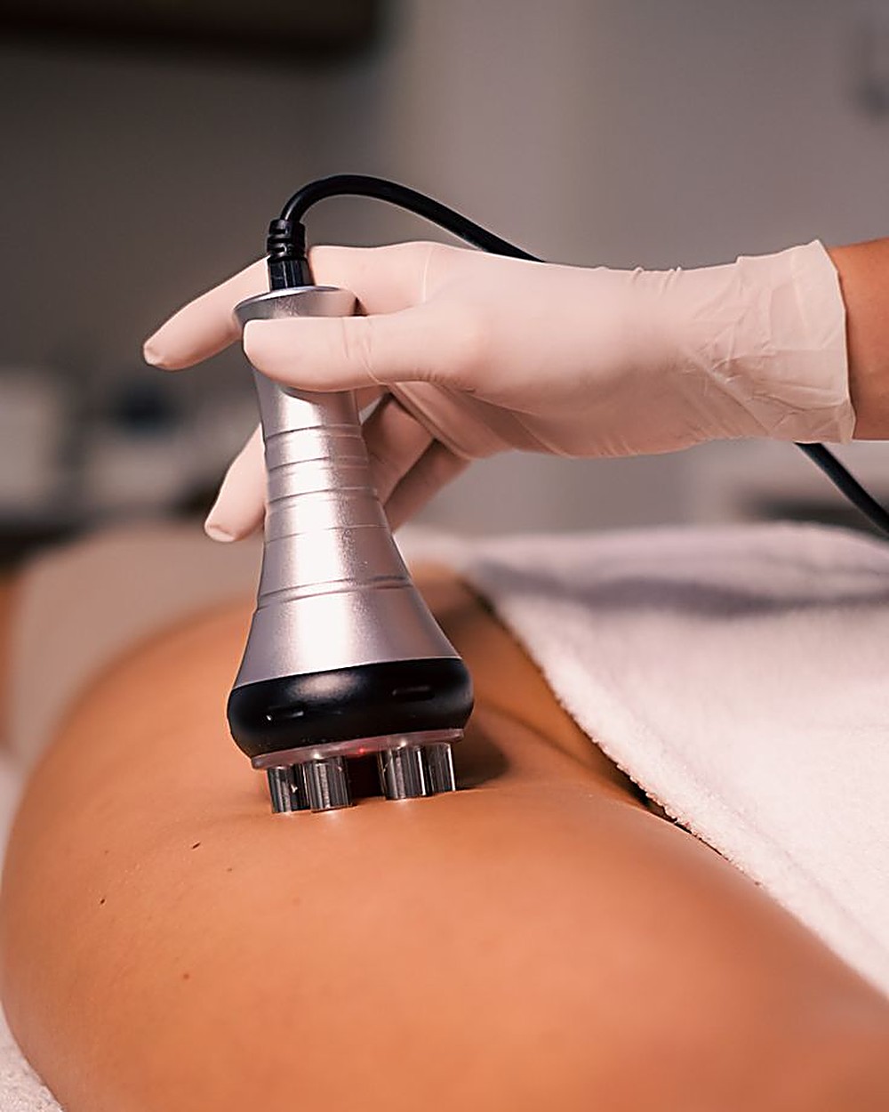 Radio-frequency skin tightening